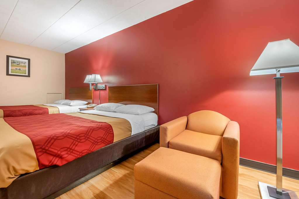 Baymont By Wyndham Lancaster Pa Dutch Country Villa Room photo